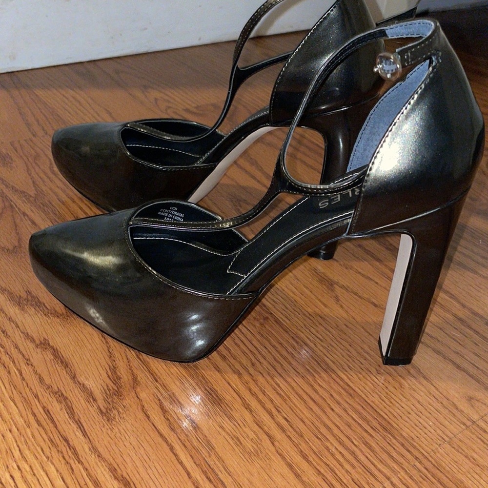 Charles by Charles David Platform T-Strap Heels